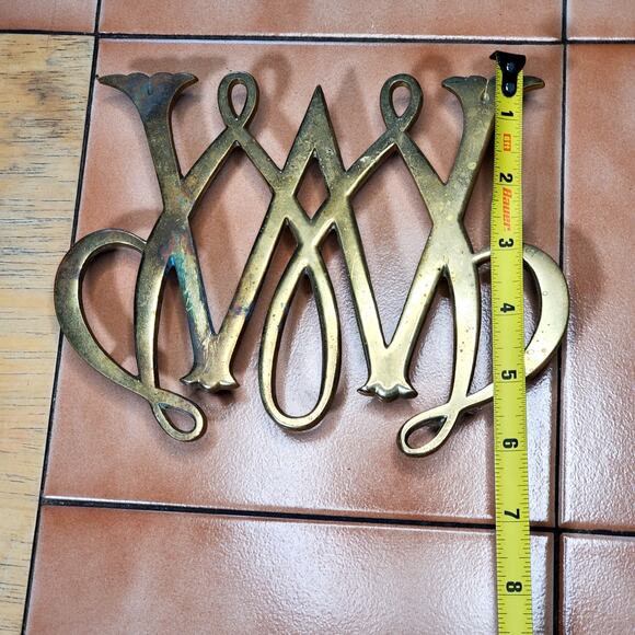 Vintage Williamsburg William and Mary Cypher Trivet Brass Kitchen Decor 8" x 6" - Picture 3 of 6